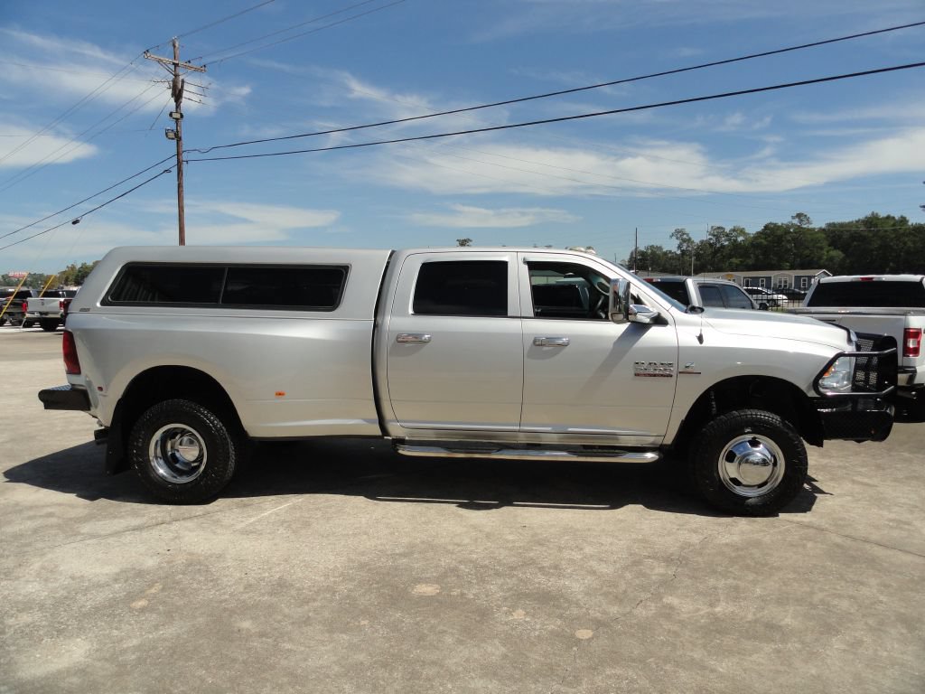 Used 2016 RAM 3500 Tradesman w/ Chrome Appearance Group AWD/4WD image 5