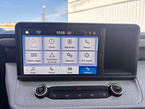 Certified 2023 Ford Maverick XLT w/ XLT Luxury Package image 29