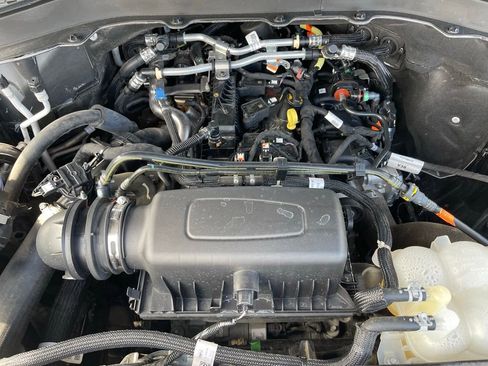 Used 2023 Ford Explorer XLT w/ Equipment Group 202A image 31