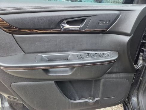 Used 2015 GMC Acadia Denali FWD image 10