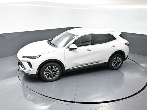 Used 2024 Buick Envision Preferred image 45