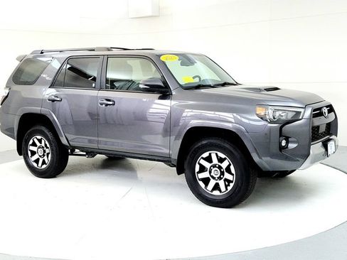 Certified 2023 Toyota 4Runner TRD Off-Road Premium w/ Moonroof Package AWD/4WD image 7