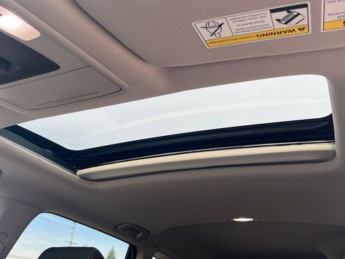 Used 2024 Honda CR-V EX image 17