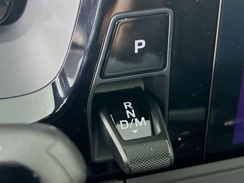 New 2025 Porsche Panamera 4 image 19