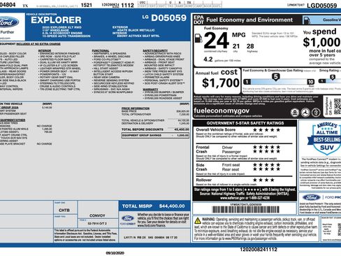 Used 2020 Ford Explorer XLT w/ Equipment Group 202A image 3