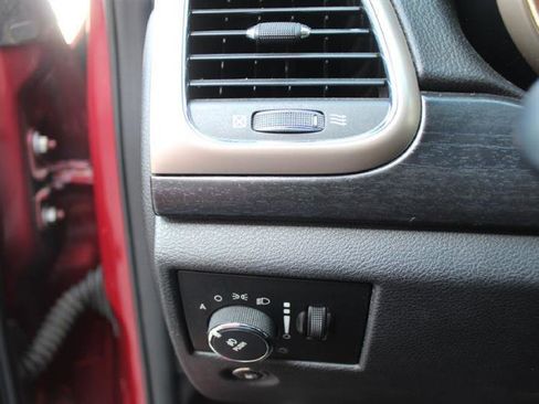 Used 2014 Jeep Grand Cherokee Laredo w/ Quick Order Package 23E RWD image 17