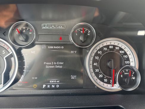 Used 2015 RAM 1500 Laramie w/ Convenience Group AWD/4WD image 40