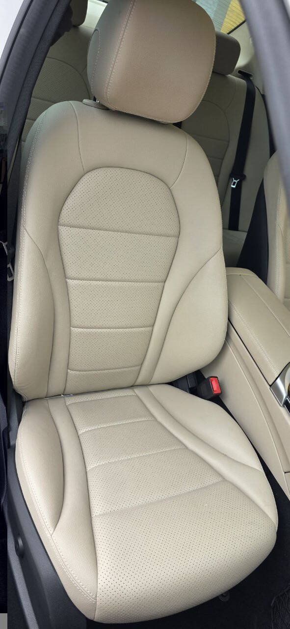 Used 2018 Mercedes-Benz C 300 Sedan image 10
