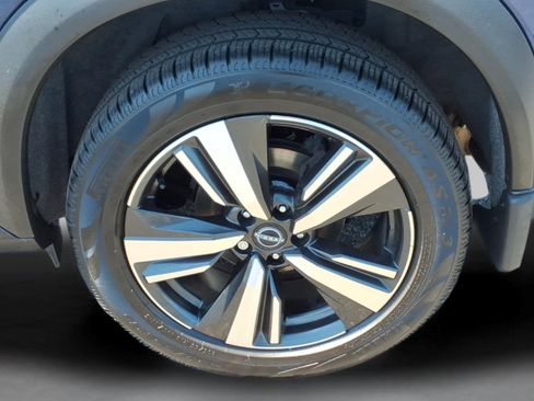 Used 2023 Nissan Rogue Platinum AWD/4WD image 10