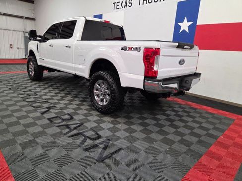 Used 2017 Ford F250 Lariat w/ Chrome Package AWD/4WD image 5