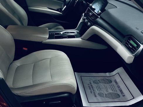 Used 2019 Honda Accord Touring image 24