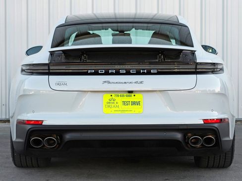 Used 2025 Porsche Panamera 4S w/ Premium Package AWD/4WD image 11
