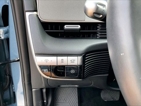 Certified 2023 Hyundai Ioniq 5 Limited AWD/4WD image 31