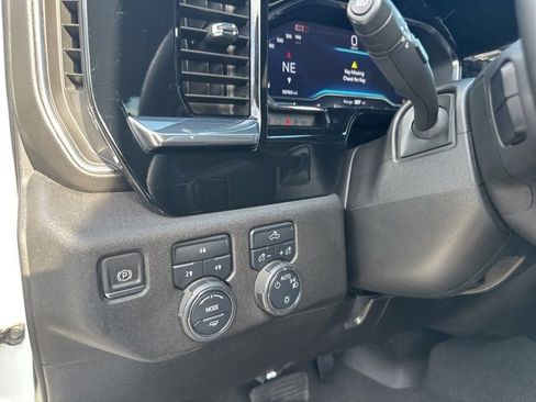 Used 2024 Chevrolet Silverado 2500 LT image 12