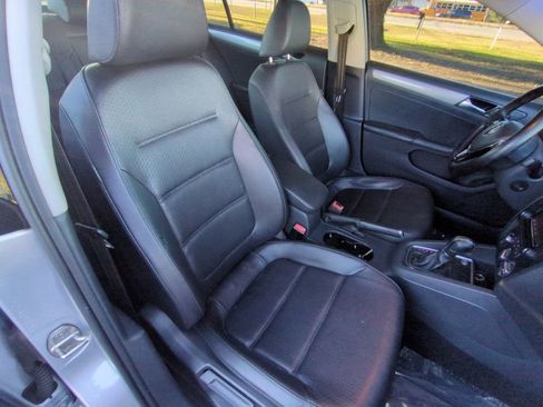 Used 2016 Volkswagen Jetta SE image 21