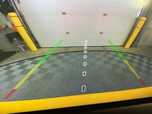 Used 2018 Jeep Renegade Altitude image 15