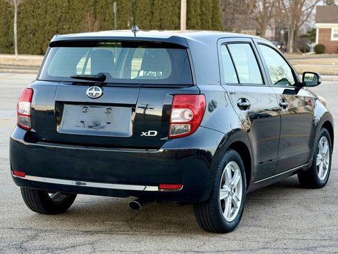 Used 2014 Scion xD Base 4dr Hatchback 4A image 5