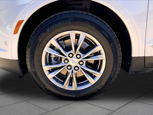 Used 2021 Cadillac XT5 Premium Luxury FWD image 11