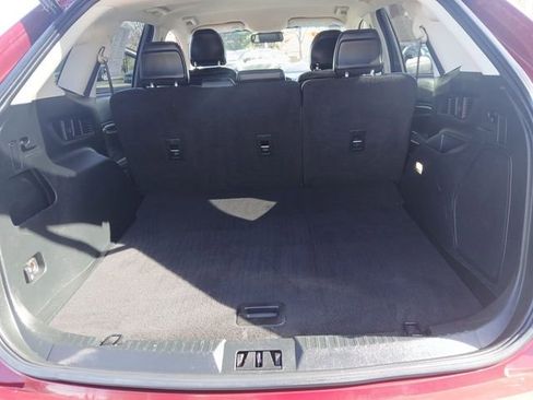 Used 2019 Ford Edge Titanium image 22