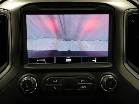 Used 2020 Chevrolet Silverado 1500 LT Trail Boss image 27