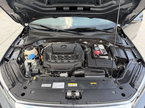 Used 2020 Volkswagen Passat 2.0T R-Line FWD image 25