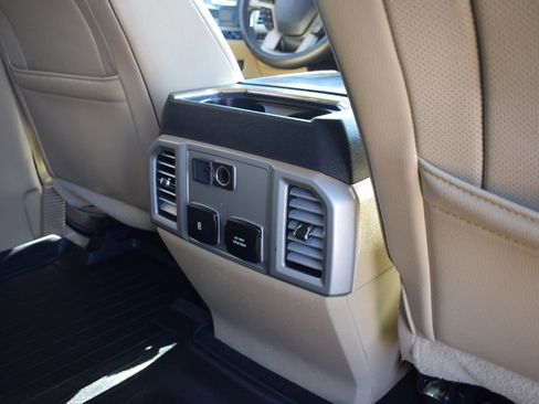 Used 2017 Ford F250 Lariat w/ Lariat Ultimate Package image 15