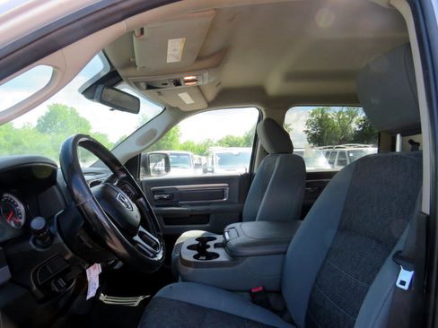 Used 2018 RAM 2500 Big Horn image 12