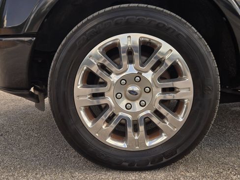 Used 2014 Ford F150 Platinum RWD image 31