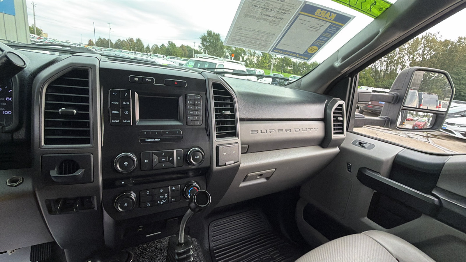 Used 2018 Ford F550 4x4 SuperCab Super Duty image 13