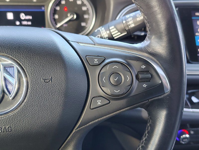 Used 2021 Buick Enclave Essence w/ Sound and Sites Package FWD image 33