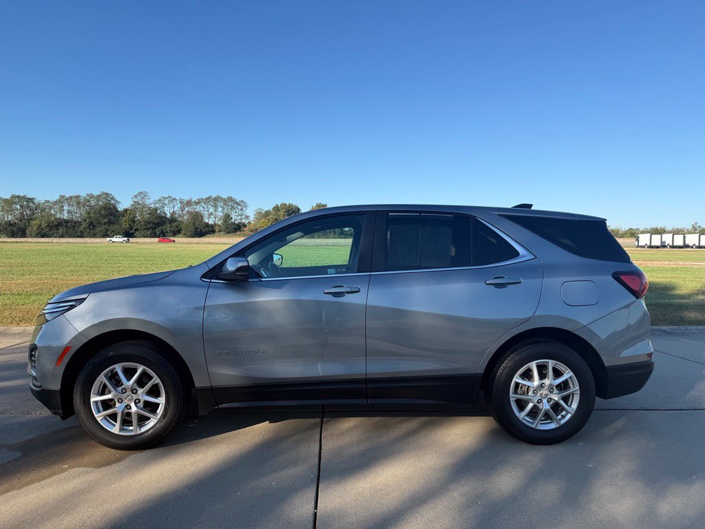 Used 2024 Chevrolet Equinox LT AWD/4WD image 9