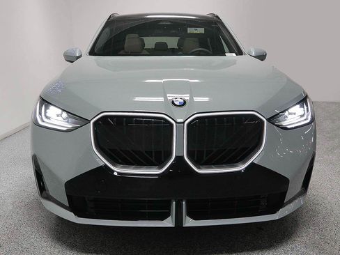 Used 2026 BMW X3 xDrive30i AWD/4WD image 2