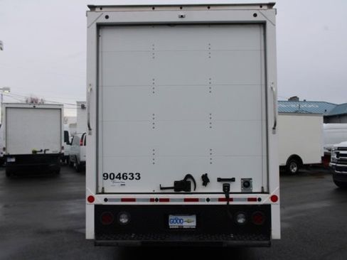 Used 2023 Chevrolet Express 3500 w/ Power Convenience Package image 6