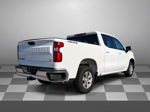 Used 2020 Chevrolet Silverado 1500 LT AWD/4WD image 6