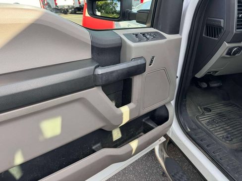 Used 2019 Ford F350 XL w/ Power Equipment Group AWD/4WD image 17