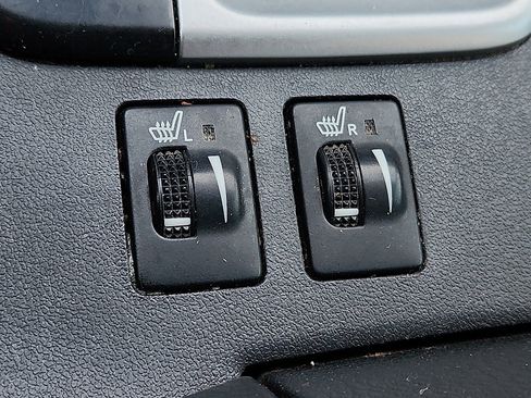 Used 2017 Toyota Highlander SE image 21