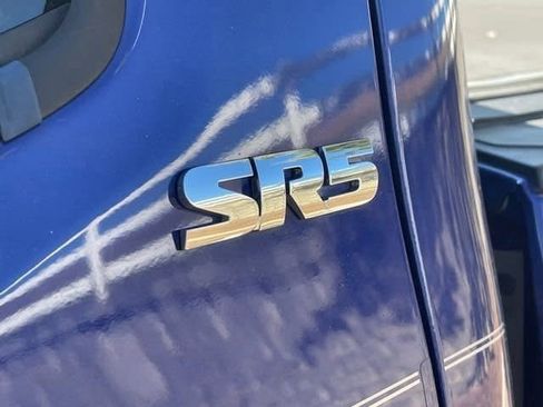 Used 2022 Toyota Tacoma SR5 image 18