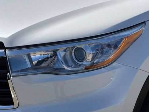 Used 2016 Toyota Highlander XLE FWD image 53