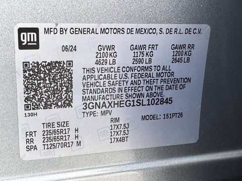 Used 2025 Chevrolet Equinox LT w/ Convenience Package II FWD image 24