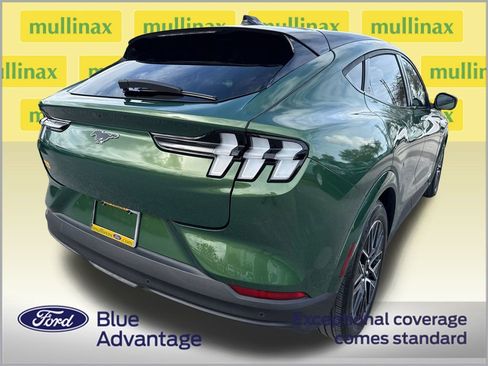 Certified 2025 Ford Mustang Mach-E Premium image 4