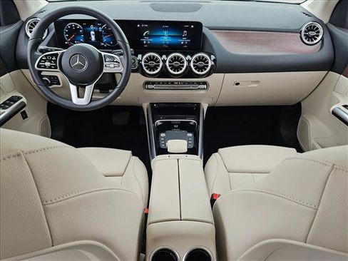 Used 2023 Mercedes-Benz GLA 250 GLA 250 image 16