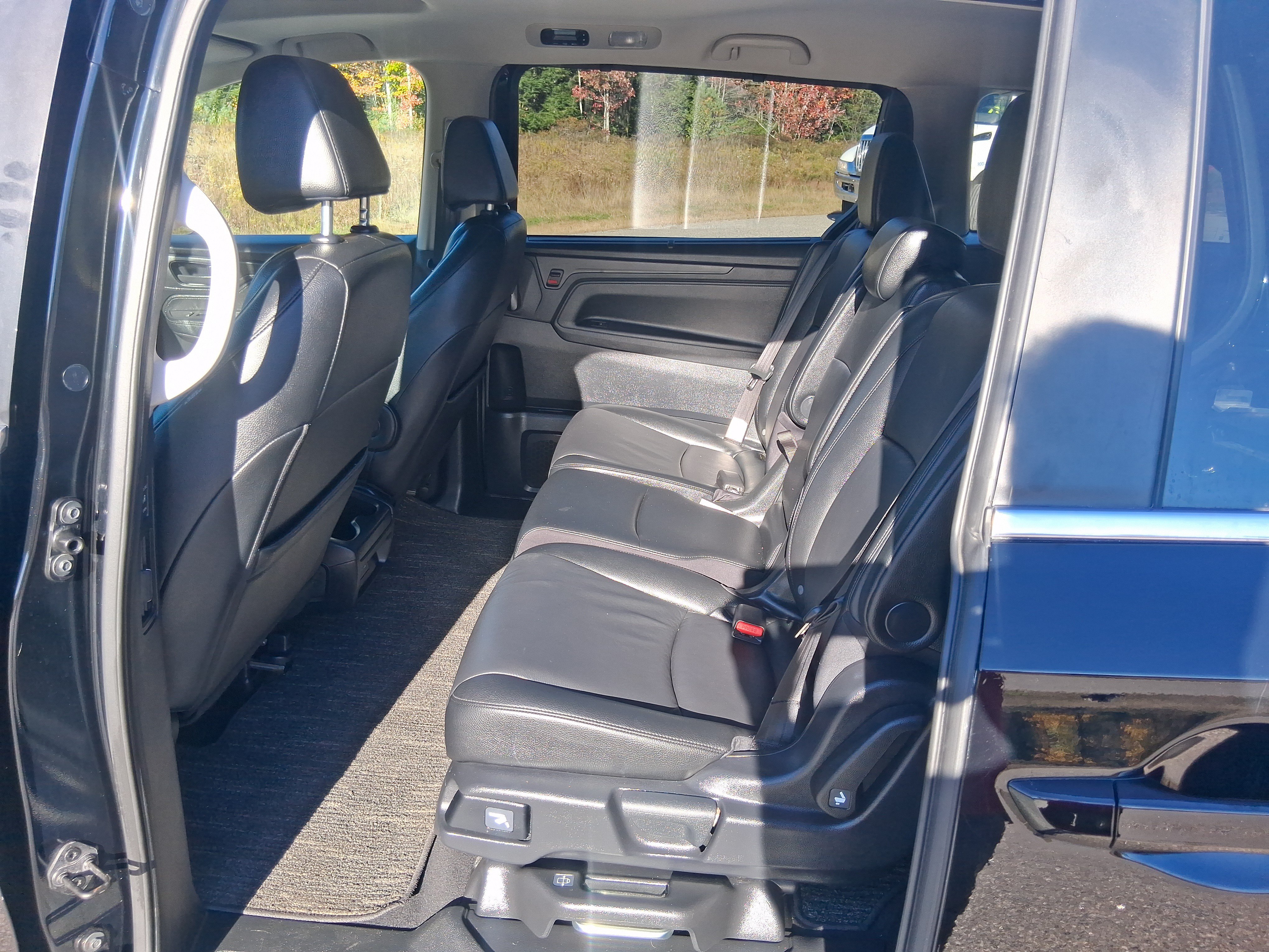 Used 2025 Honda Odyssey EX-L image 16