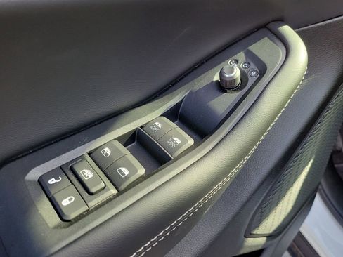 New 2026 Jeep Grand Cherokee Altitude AWD/4WD image 19