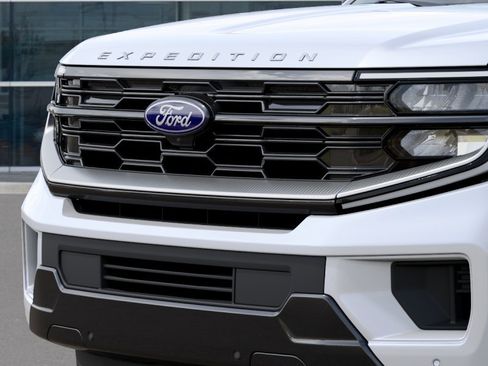 New 2027 Ford Expedition Max Platinum w/ Driver's Package RWD image 19
