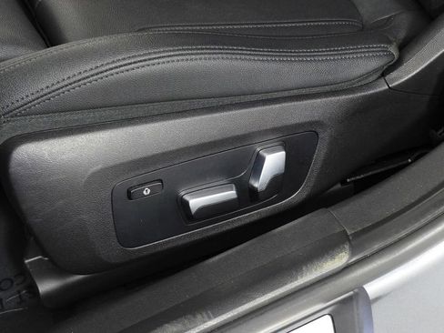 Used 2020 BMW 330i Sedan w/ Driving Assistance Package image 23