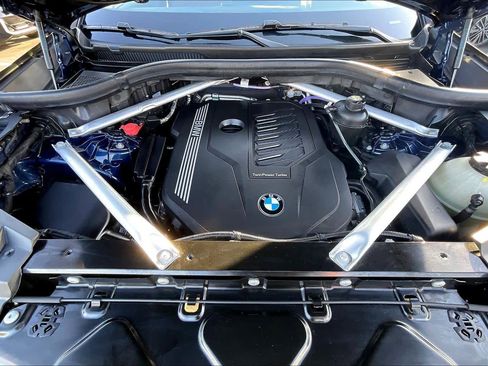 Used 2023 BMW X6 xDrive40i w/ M Sport Package image 13