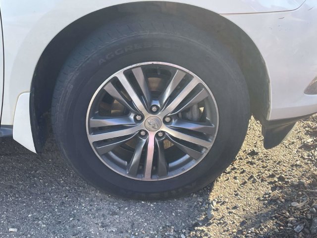 Used 2019 INFINITI QX60 Luxe w/ Essential Package AWD/4WD image 9