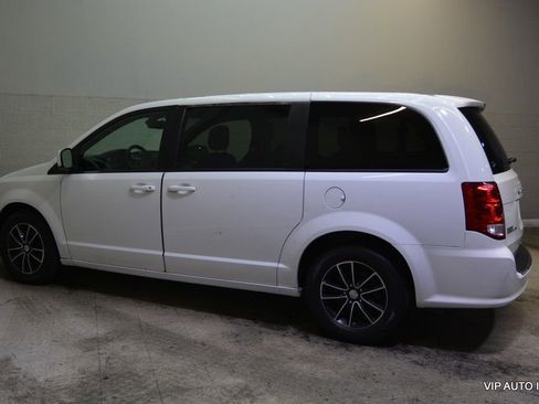Used 2019 Dodge Grand Caravan GT image 35