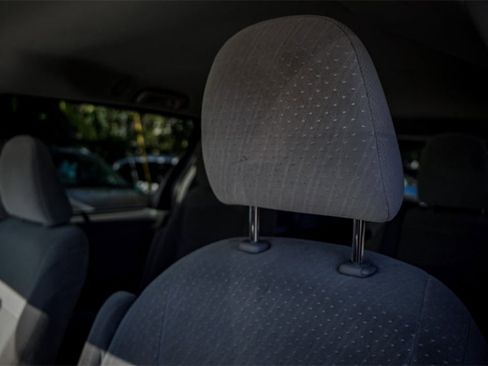 Used 2020 Toyota Sienna LE image 10