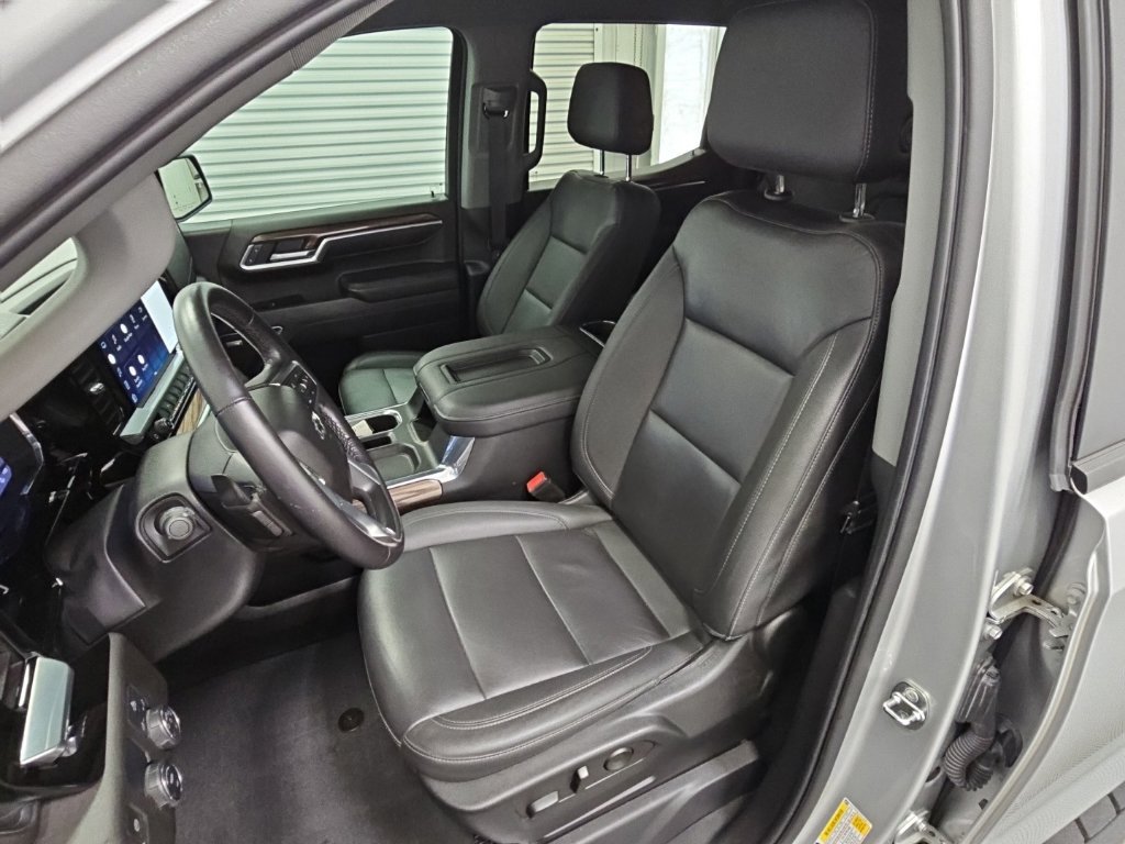 Used 2022 Chevrolet Silverado 1500 RST w/ Convenience Package II RWD image 27